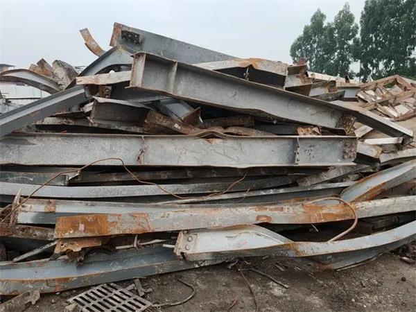 396753045.jpg 396753045.jpg